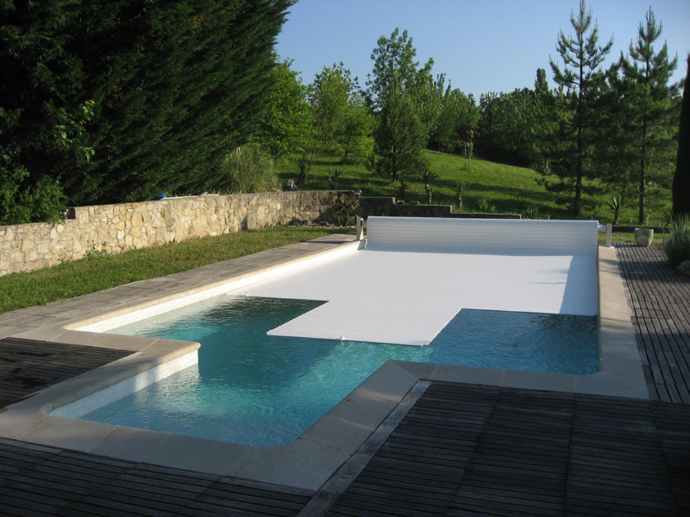 Volet roulant hors sol "Sylver Roll " pour piscine Tampa