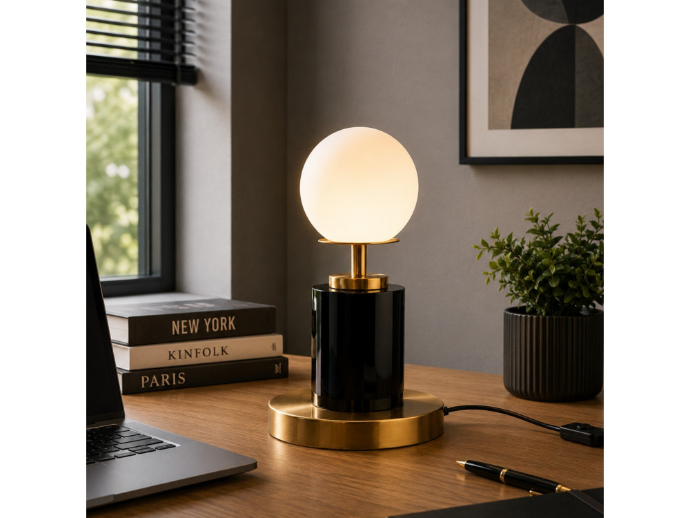 Lampe de table en métal "Moira" - 17 x 17 x 34 cm - Noire