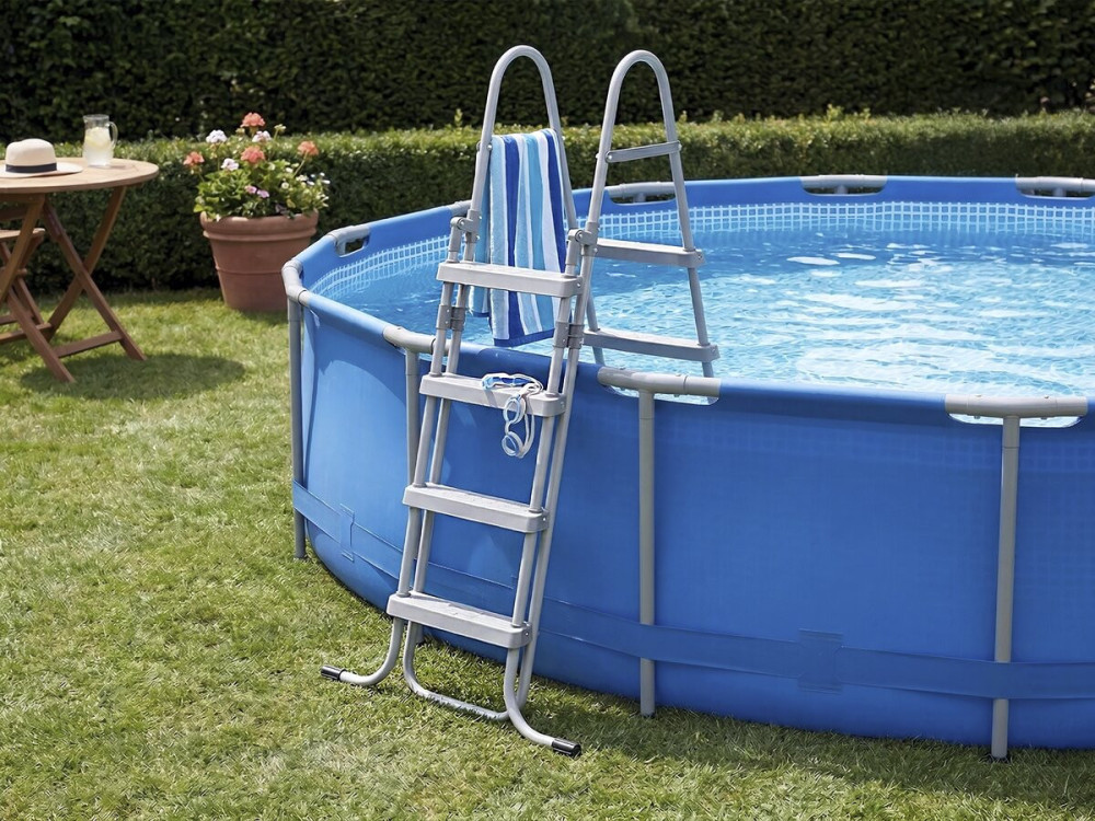 Escalier de piscine avec système de sécurité enfant "Milo" - Gris