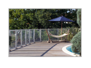 Barrière de piscine panneau transparent