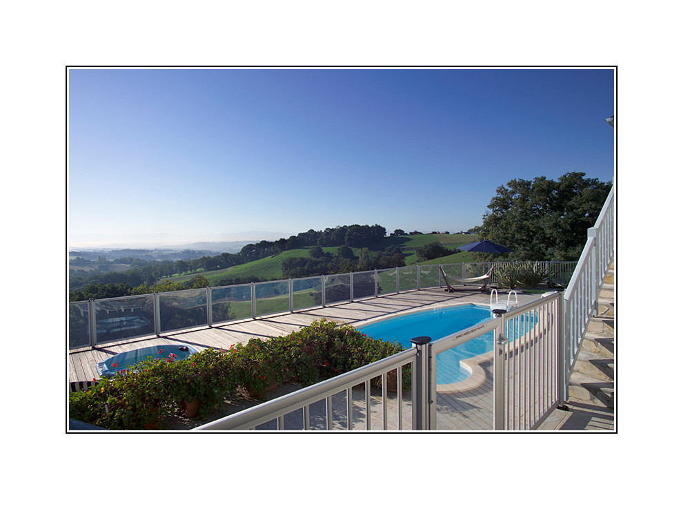 Barrière de piscine panneau barreaudage - Poteau intermédiaire