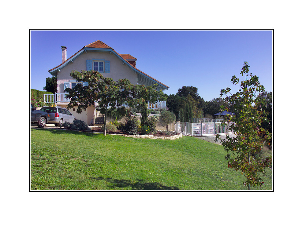 Barrière de piscine panneau barreaudage