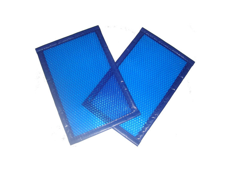 Bâche à bulles Bleu/Bleu bordée 4 cotés au m² Forme 3