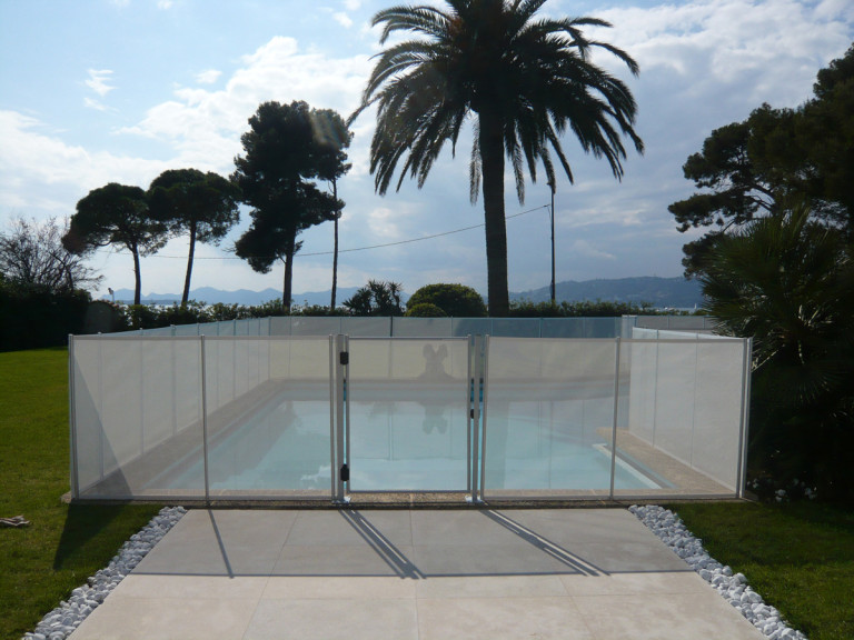 Barrière souple à filet pour piscine "Beethoven Prestige"
