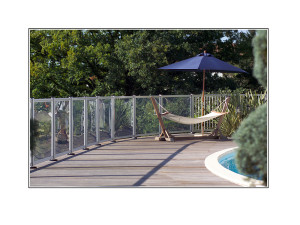 Barrière de piscine panneau transparent verre